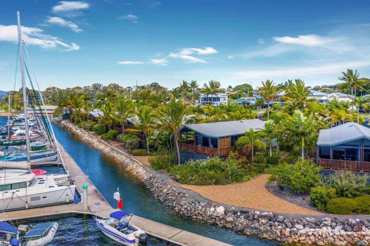Tin Can Bay Marina Villas Buitenkant foto