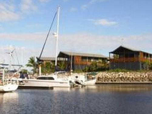 Tin Can Bay Marina Villas Buitenkant foto